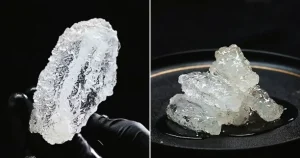 Un bloguero chino crea piezas de pollo frito que parecen cristales